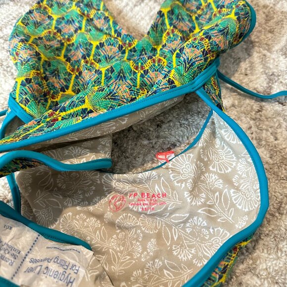 FREE PEOPLE Amber Printed One-Piece Swimsuit in Green Size X-Small NWT - Picture 7 of 10